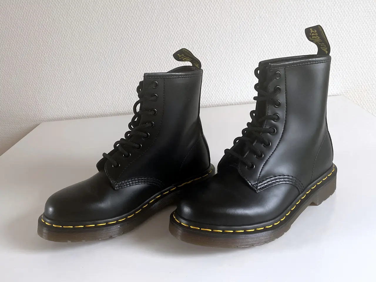 Billede 3 - Nye Dr. Martens 1460 støvler i sort smooth læder