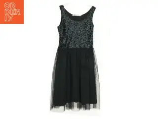 Kjole fra H&M (str. 140 cm)