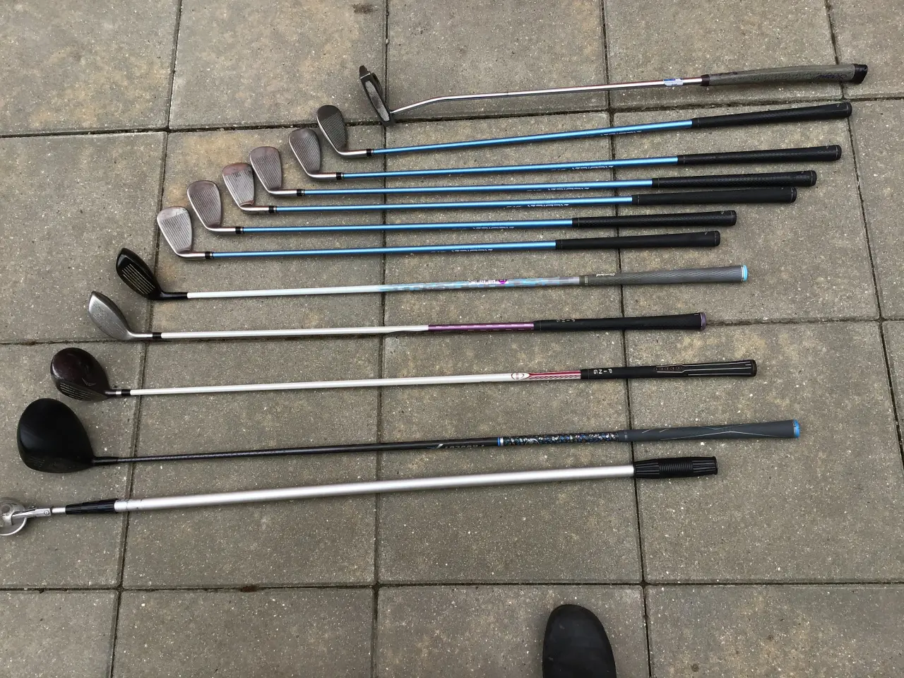 Billede 3 - Damegolfsæt med bag og golfvogn