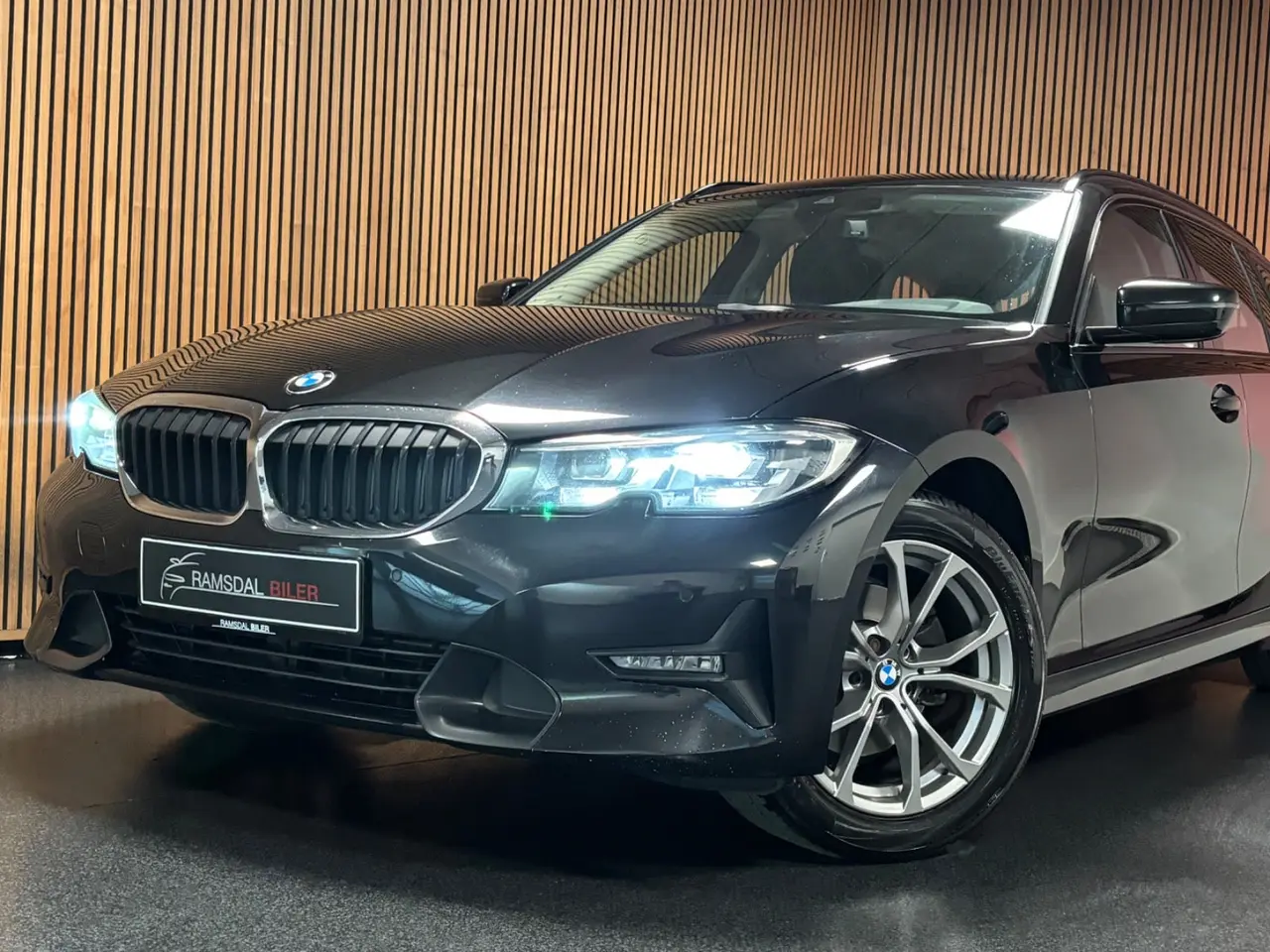 Billede 2 - BMW 320d 2,0 Touring Sport Line aut.