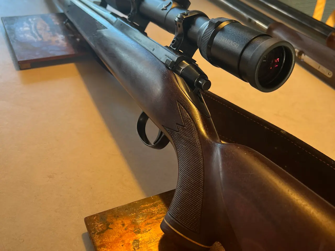 Billede 1 - Jagtriffel Tikka M65 6,5x55 med Swarowski kikkert
