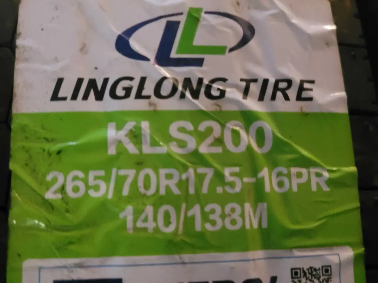 Billede 2 - 265 / 70 R 17,5 Dæk