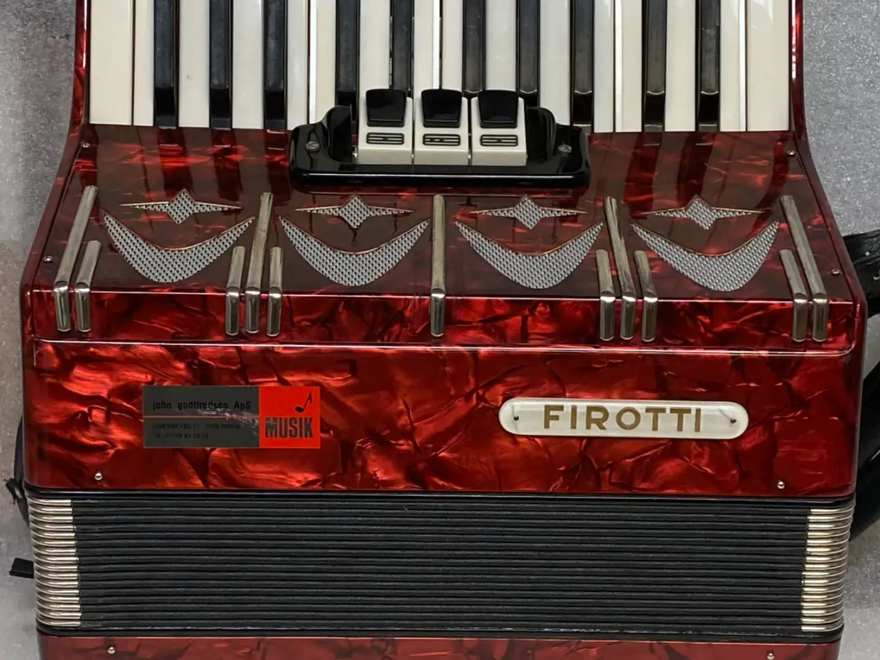 Billede 11 - Firotti harmonika – 2-kor / 3 registre – nyservice