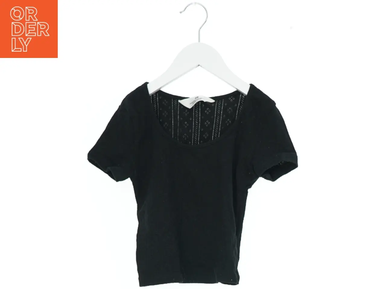 Billede 1 - Kortærmet sort bluse med mønstret ryg fra H&M (str. 140)