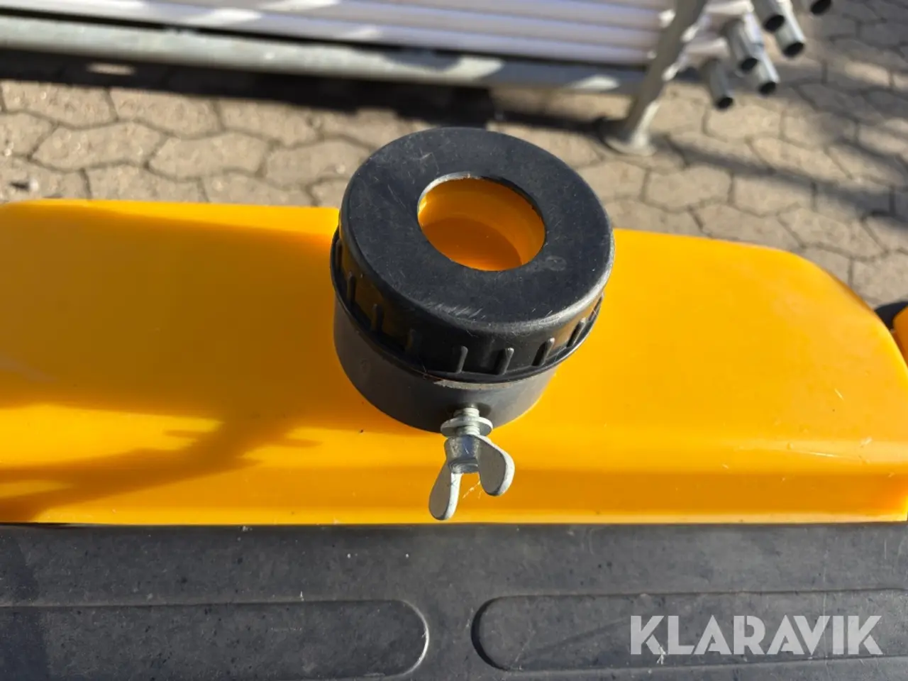 Billede 11 - Batterikasser Nissen 2 styk