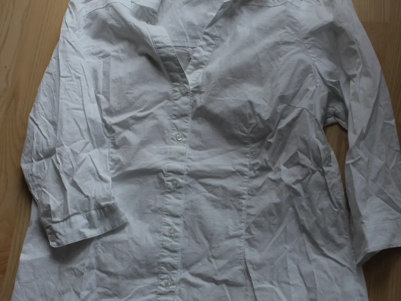 Billede 3 - T-shirt og skjorte, Blandede, str. 42/44