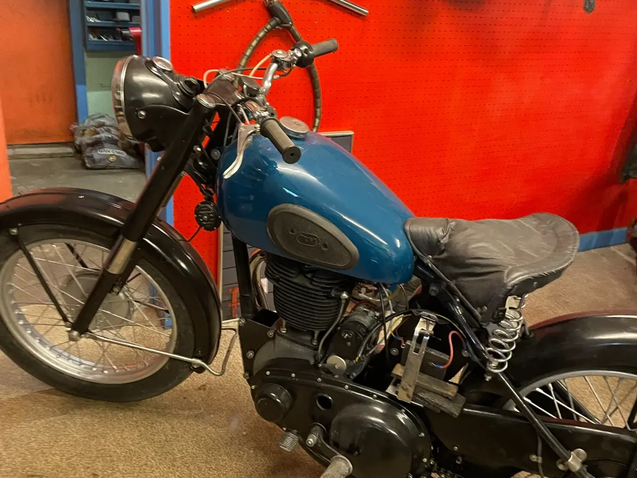Billede 1 - BSA B 31 årg 1953