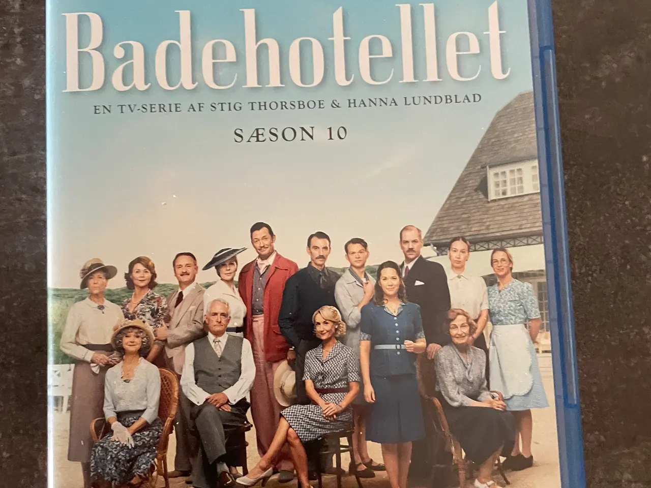 Billede 1 - Badehotellet sæson 10 Blu-Ray