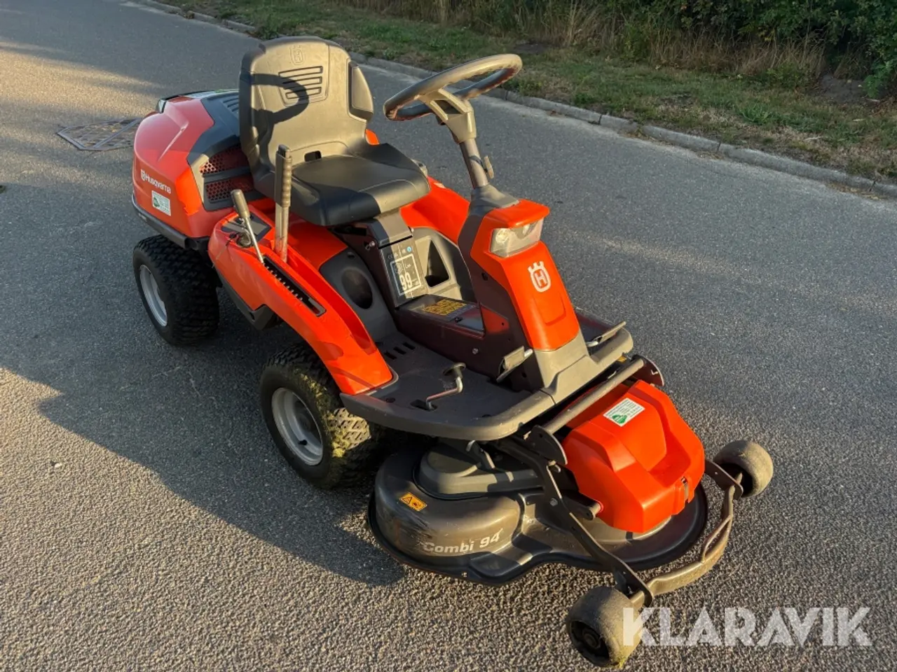 Billede 3 - Græsslåmaskine Husqvarna R216TAWD
