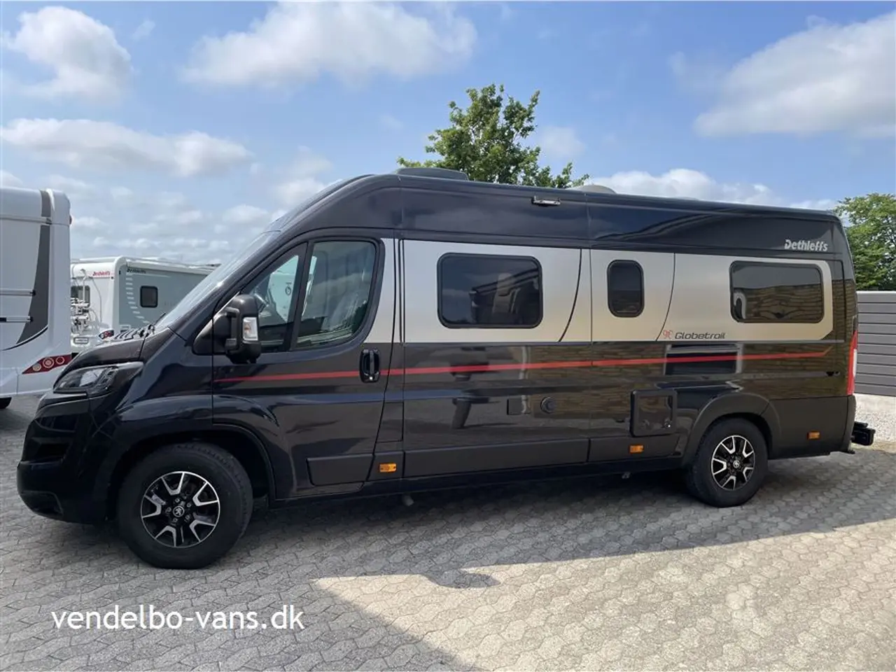 Billede 3 - 2023 - Dethleffs Globetrail   Enkeltsenge og stadig under 6 m