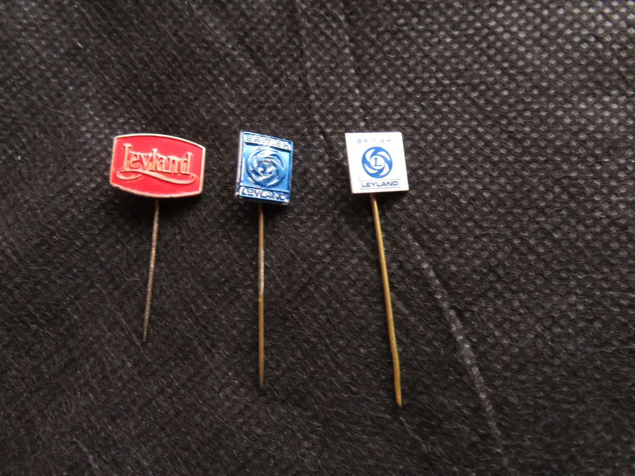 Billede 7 - Samler Pins mange sjældne.
