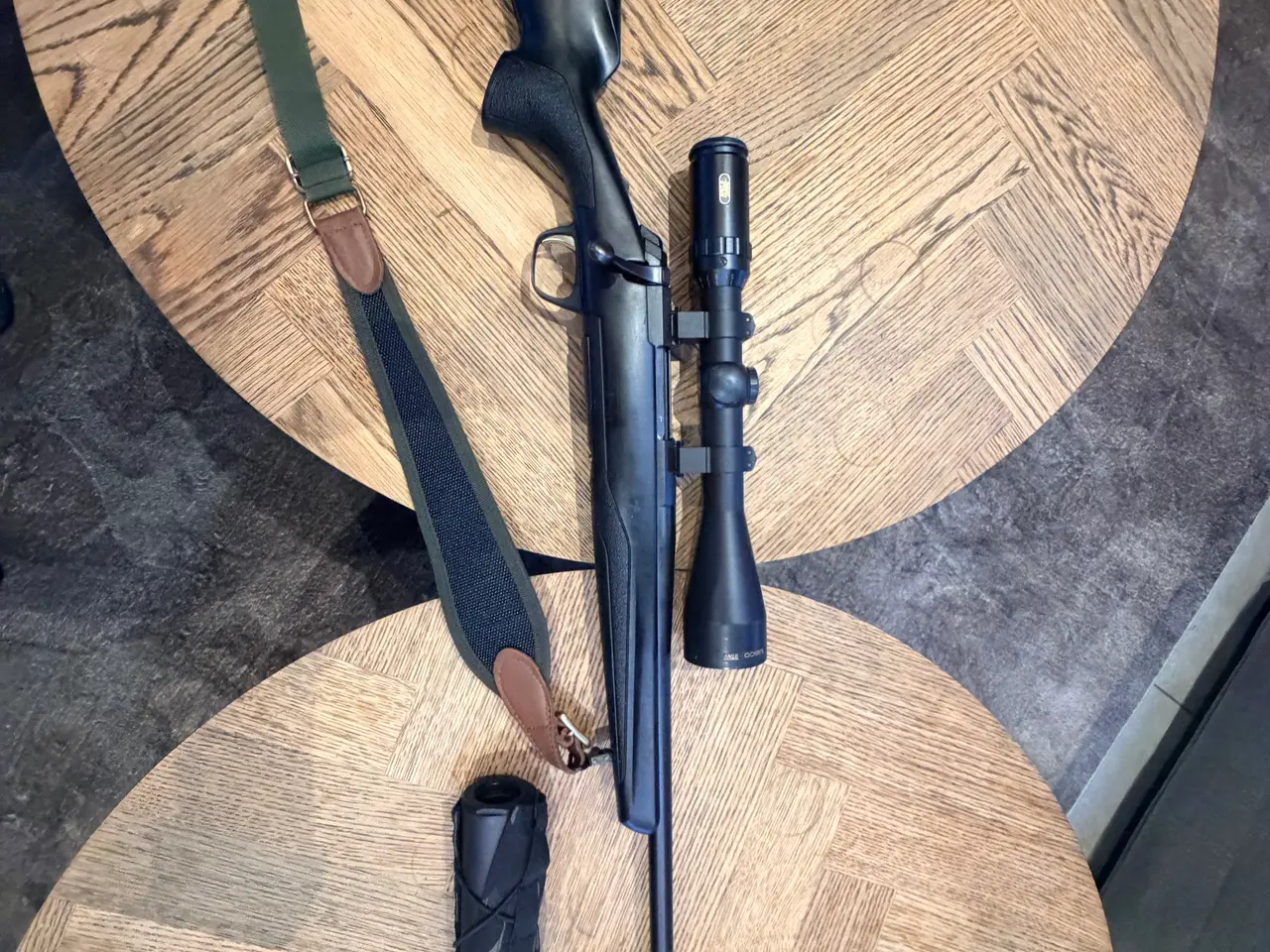 Billede 7 - Browning X-Bolt .308 med lyddæmper og kikkert