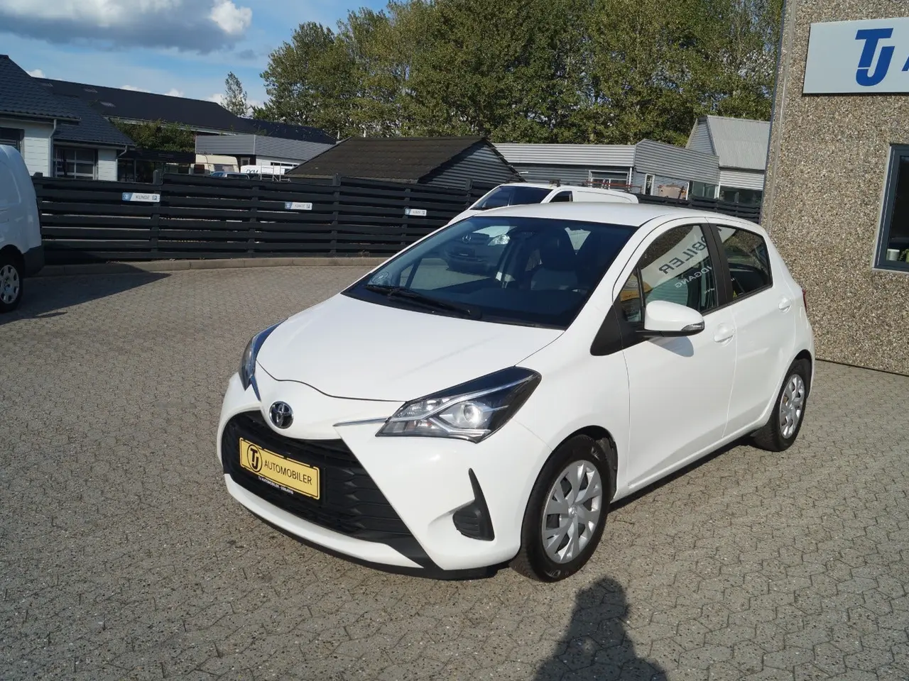Billede 2 - Toyota Yaris 1,0 VVT-i T2 Van