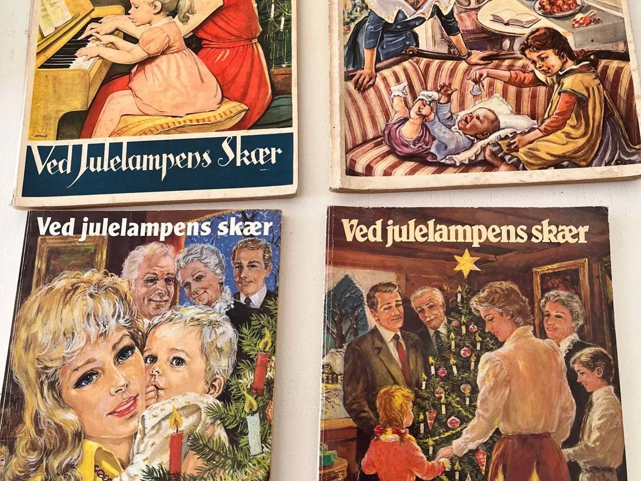 Billede 1 - Ved julelamperne skær