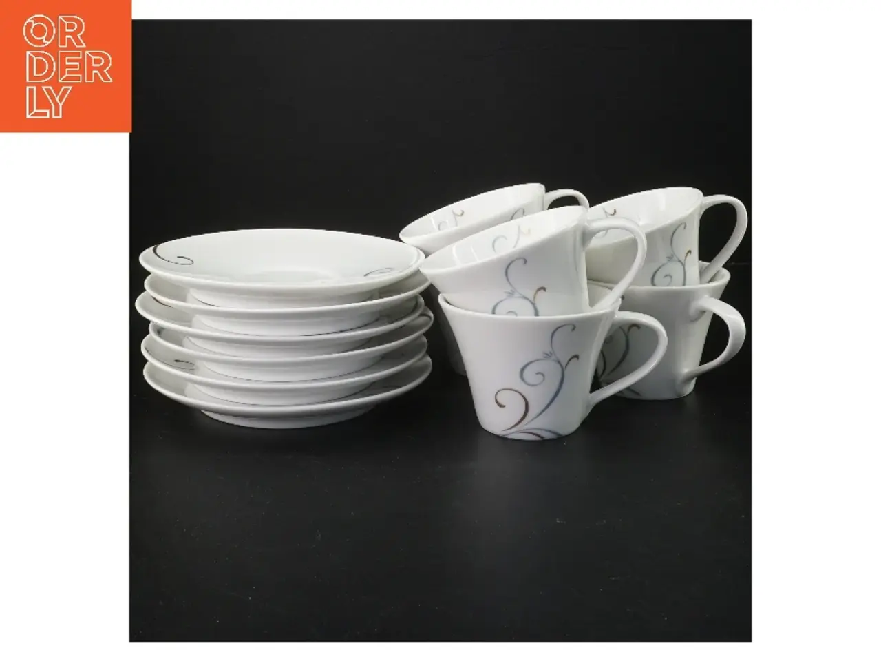 Billede 1 - Fyrklveren Victoria kopper og underkopper (str. ø 16 cm, 6 stykx cm)