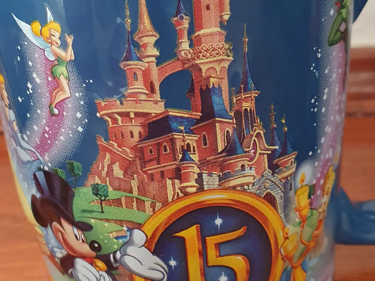 Billede 5 - Disney krus 15 års jubilæum 