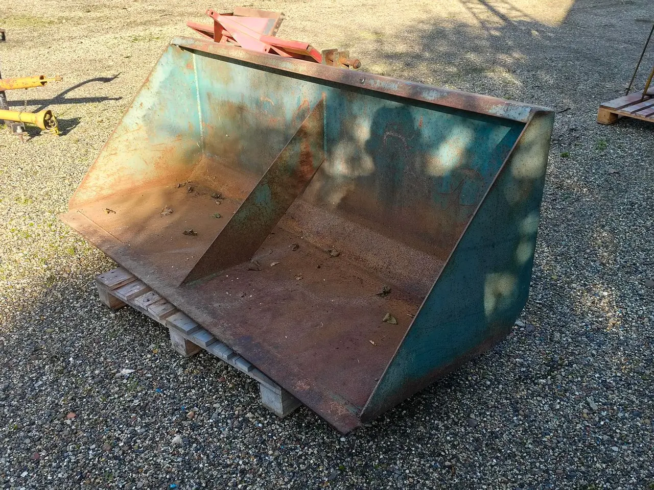 Billede 4 - - - - bagskuffe brede 2 meter