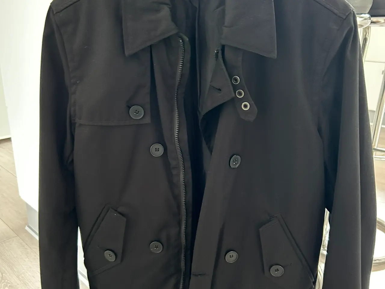 Billede 1 - H&M sort jakke – Str. S