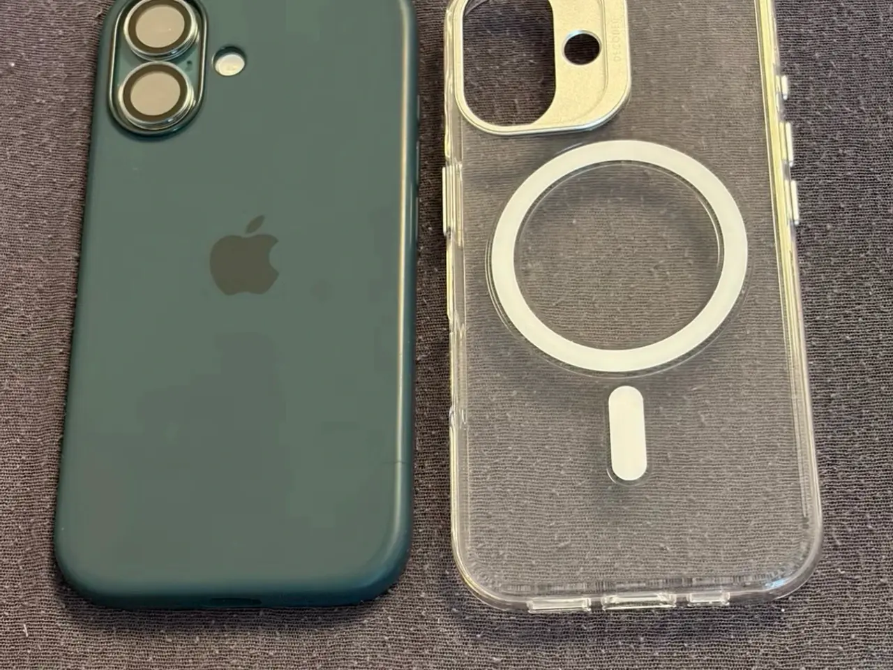 Billede 3 - iPhone 16 128 GB med to covers