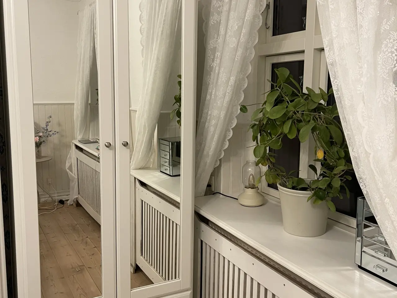 Billede 3 - Ikea garderobeskab Tyssedal