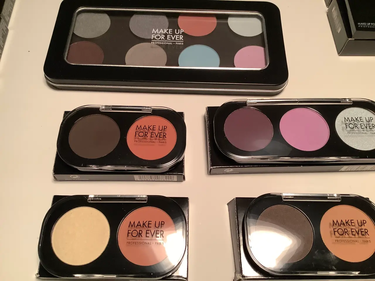 Billede 13 - Stor makeupserie sælges til god pris.
