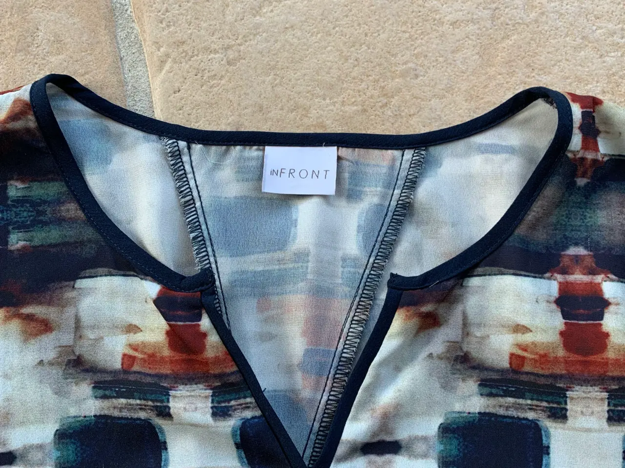 Billede 3 - InFront tunika str. XL