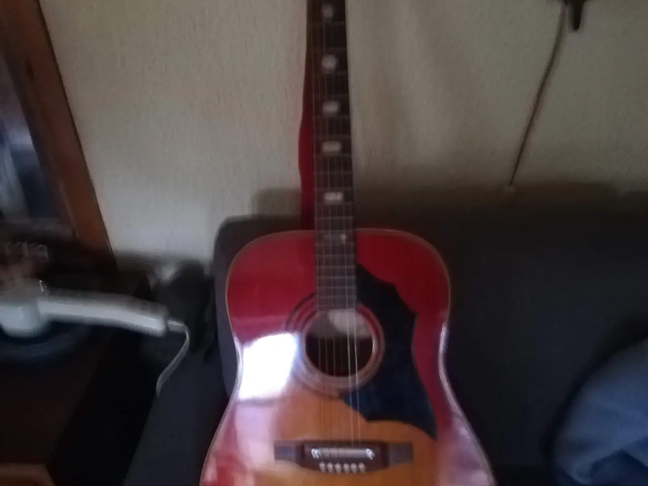 Billede 3 - Guitar såå flot