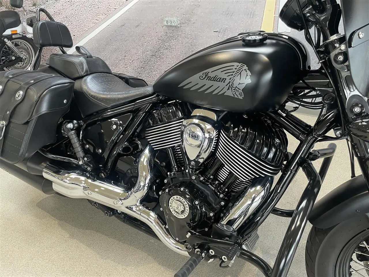 Billede 7 - Indian Chief Bobber Dark Horse 116"