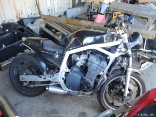 Suzuki GSXR 750