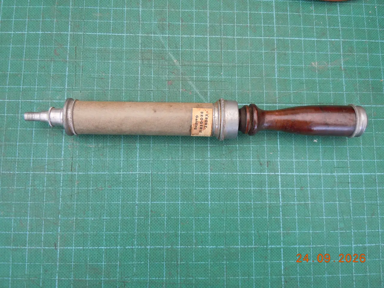 Billede 10 - Apotekerskuffe fyldt med rariteter, Ca. 100 år.
