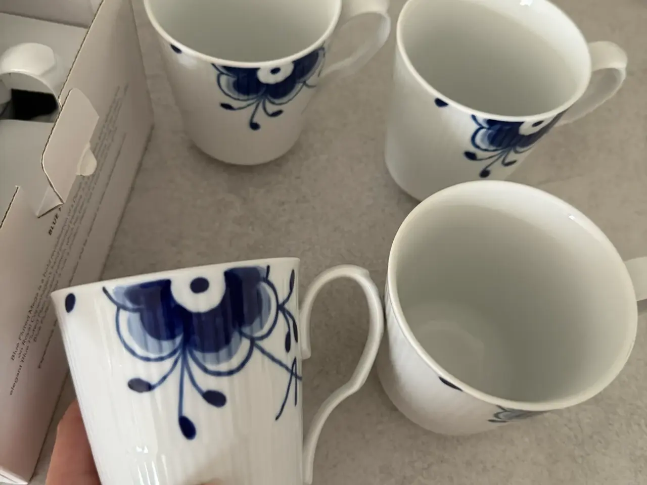Billede 1 - Royal Copenhagen blå mega riflet krus