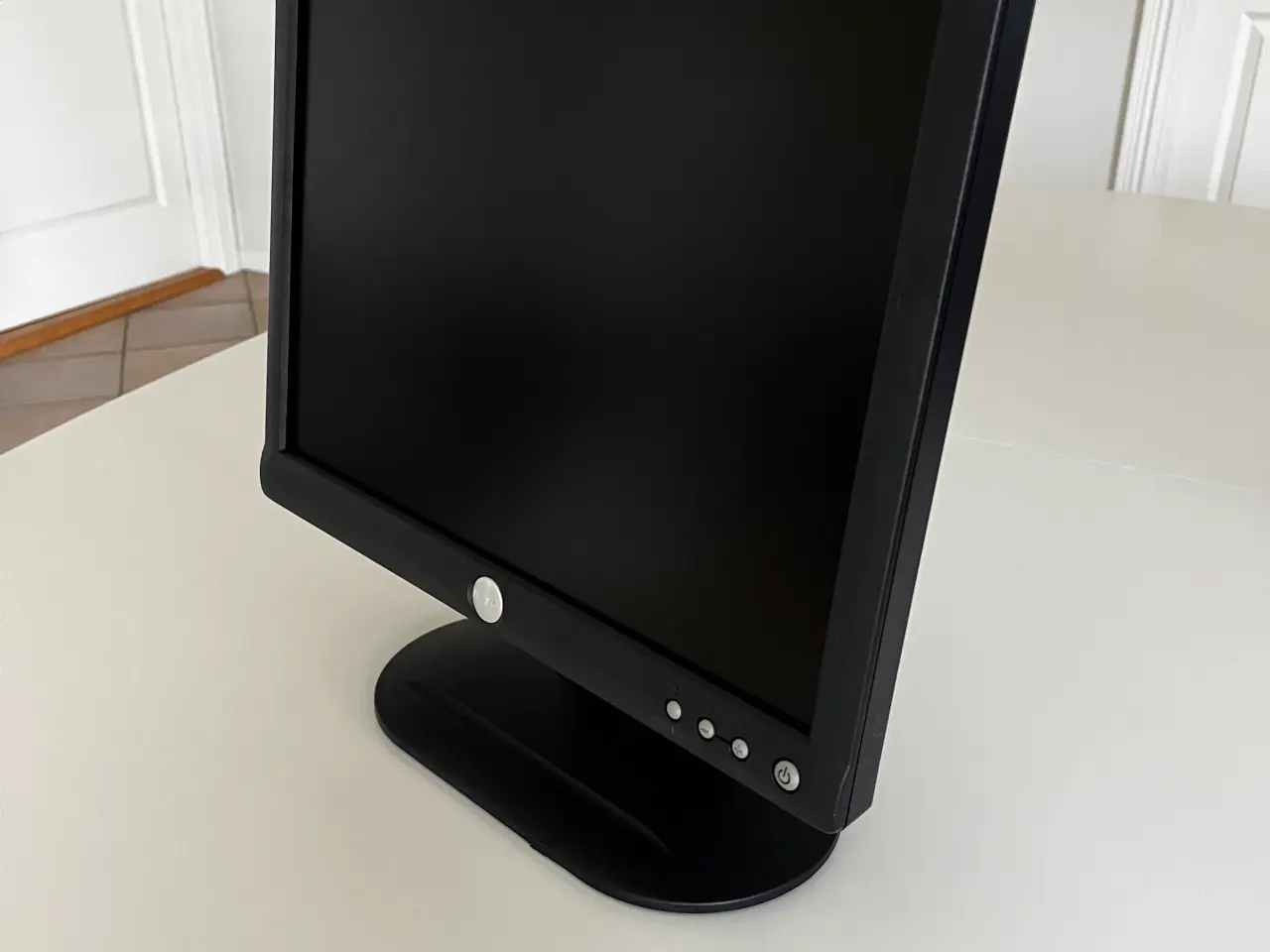 Billede 3 - Dell 17” LCD-skærm - perfekt som ekstra skærm