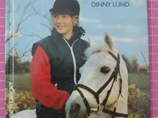 Ponybogen af Dinny Lund