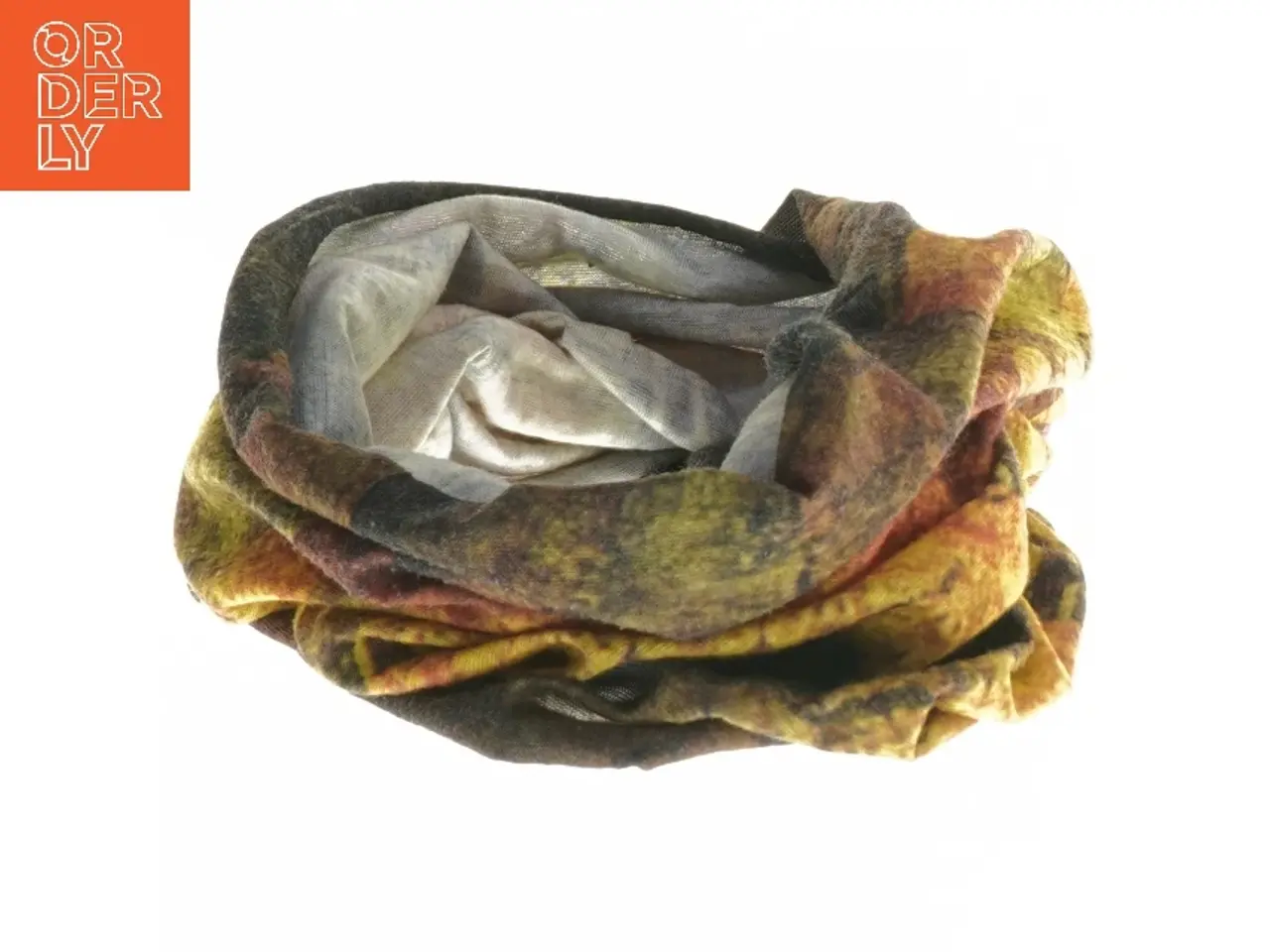Billede 2 - Halsedisse med farvet mønster (str. 44x26 cm)