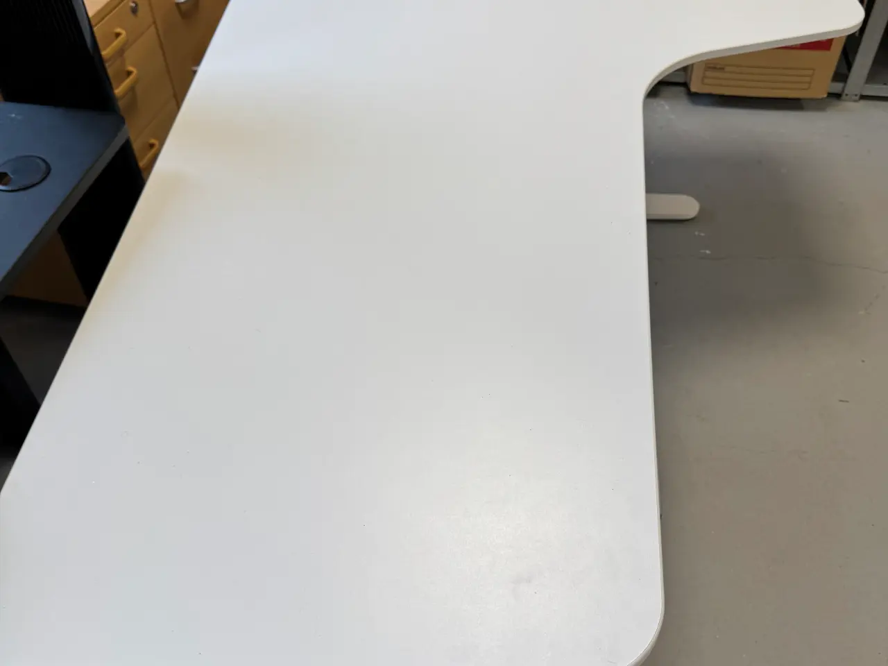 Billede 1 - Hæve sænkebord i hvid  