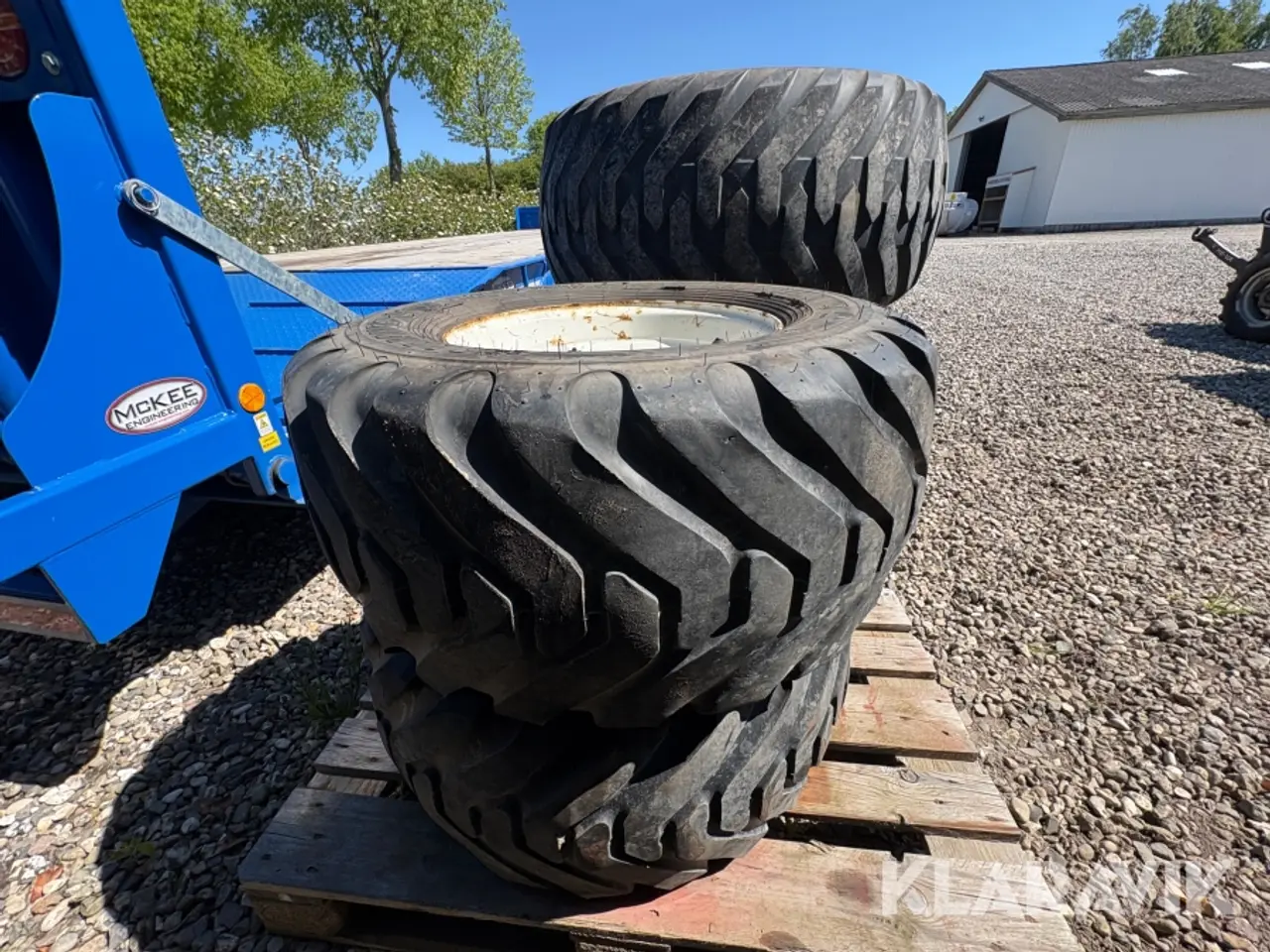 Billede 3 - Græsdæk Trilleborg og Alliance Twin 404 og Flotation 328 4 styk