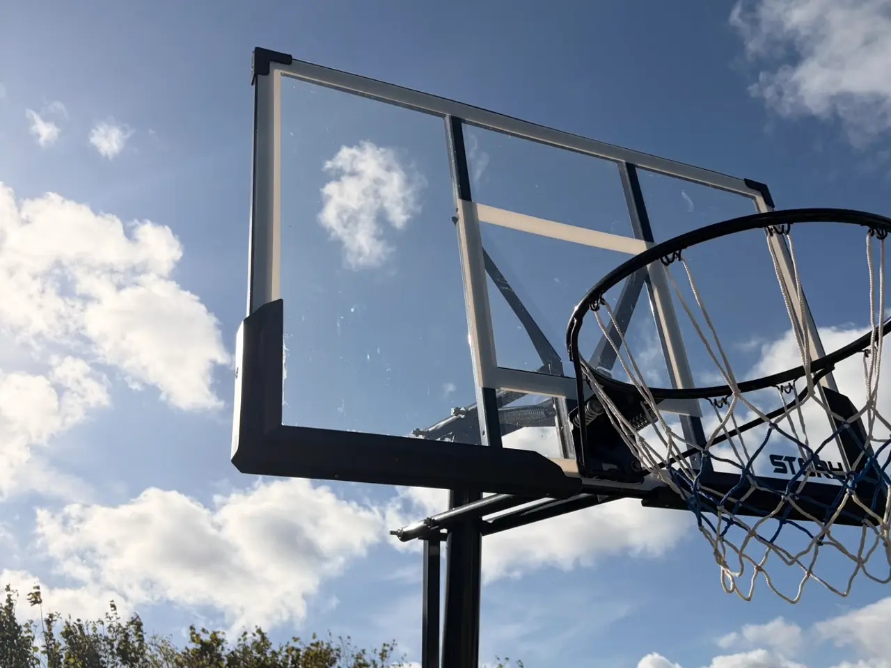 Billede 3 - Basketball stativ med dunk kurv