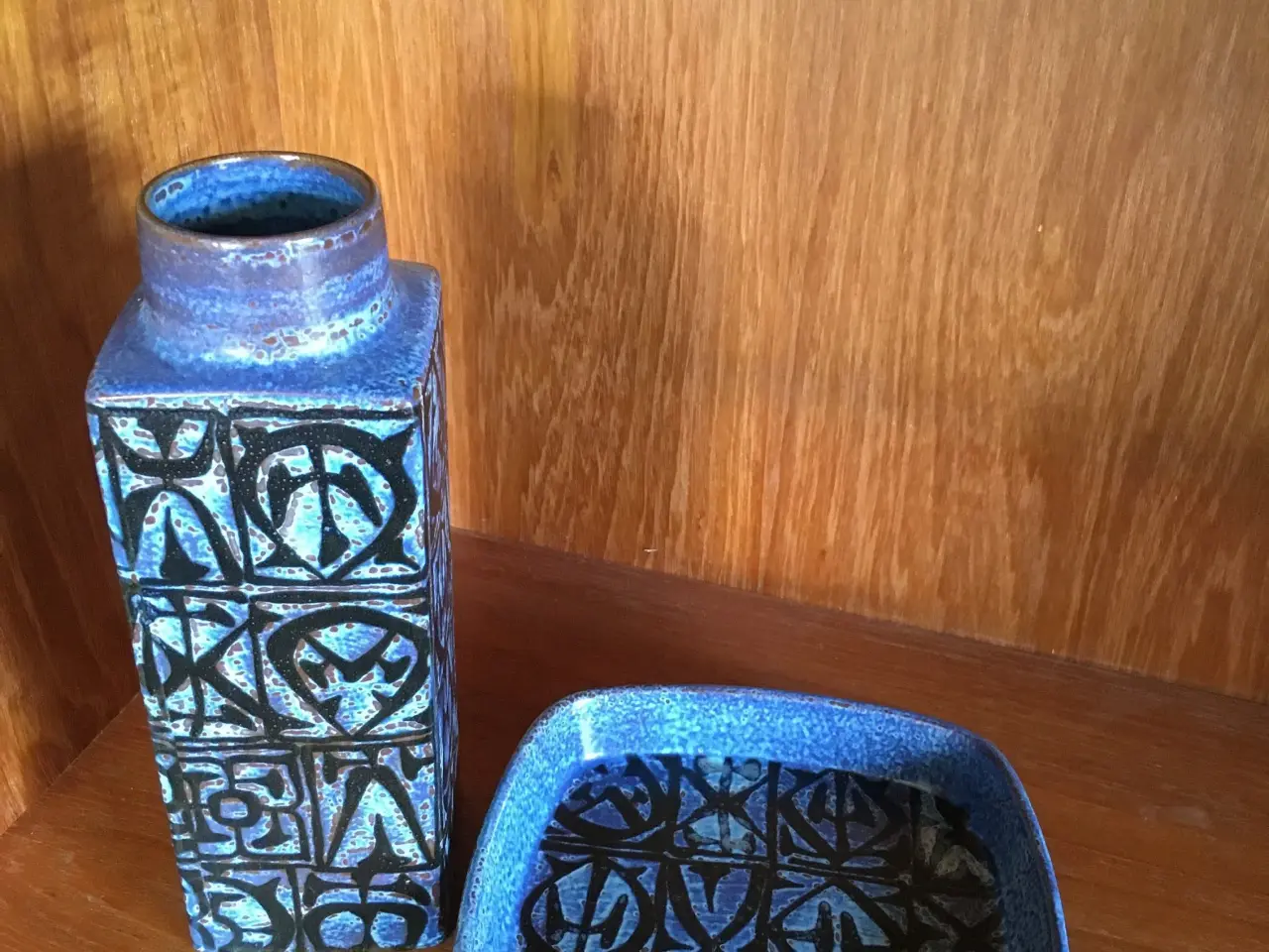 Billede 2 - Royal Fajance Mørkeblå Baca 704, Vase og Fad