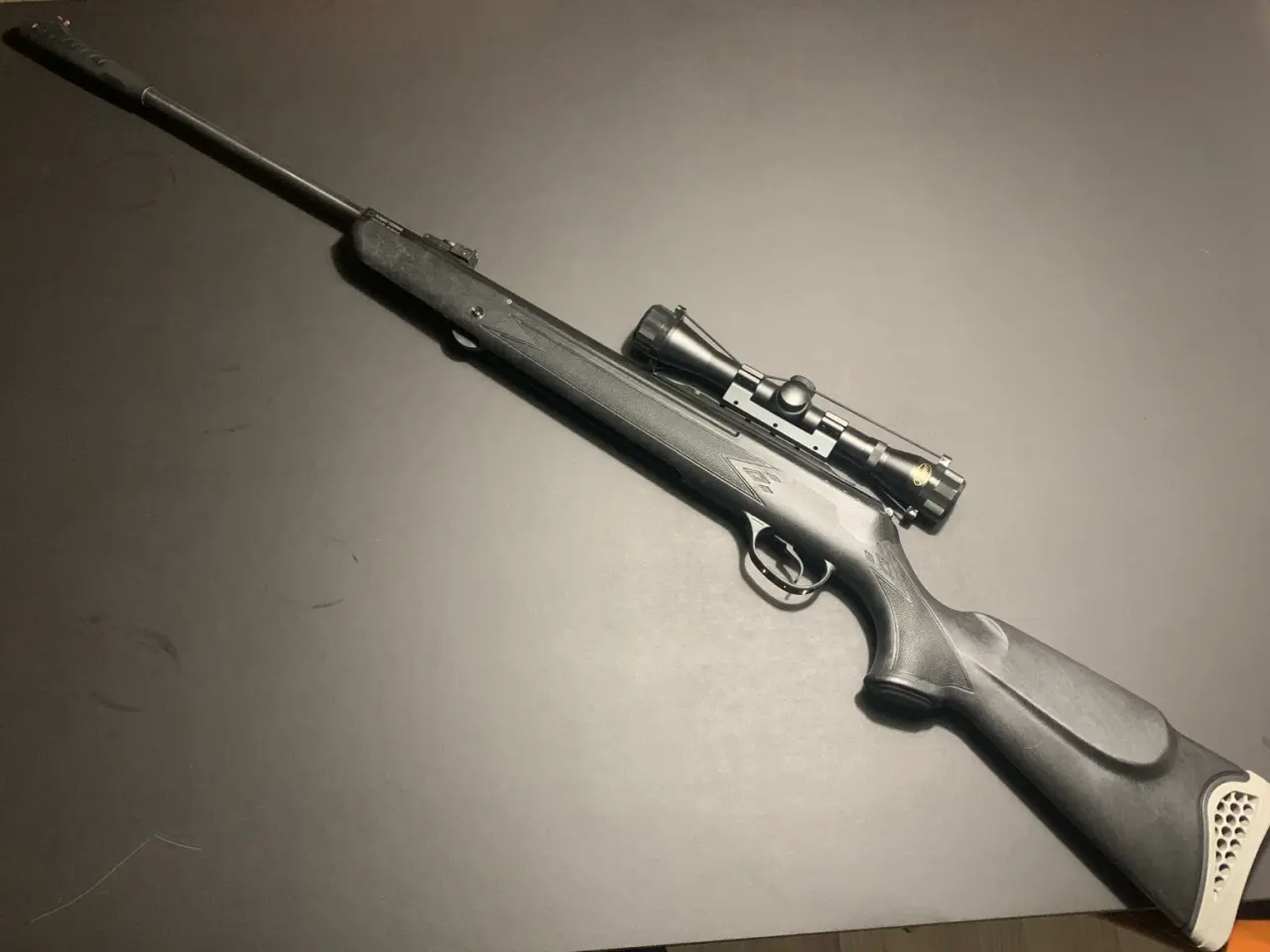 Billede 1 - Hatsan Mod 125 Combo luftgevær 4,5 mm med kikkert