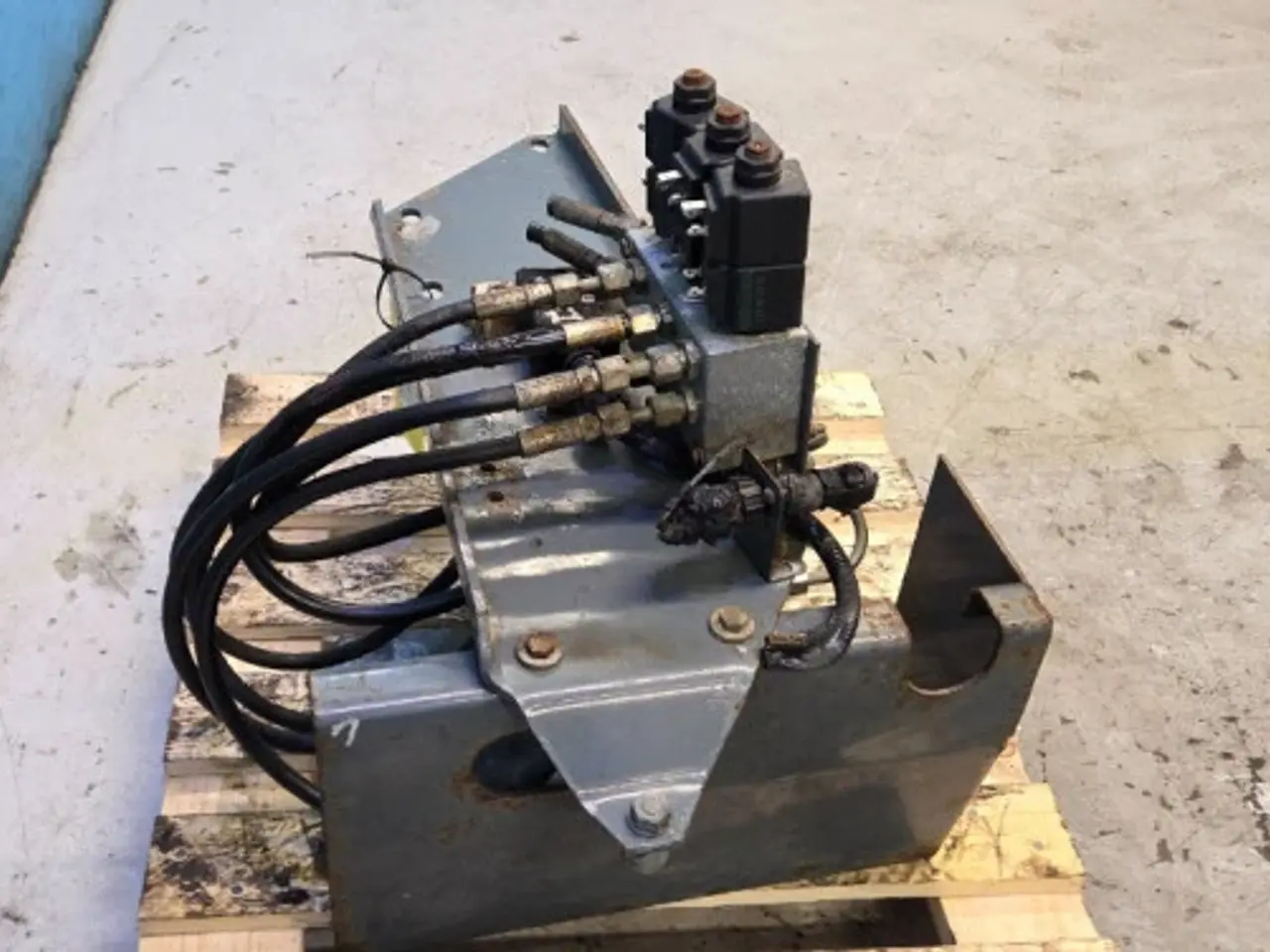 Billede 7 - Massey Ferguson 7278 Gearvælger Konsol 45140009
