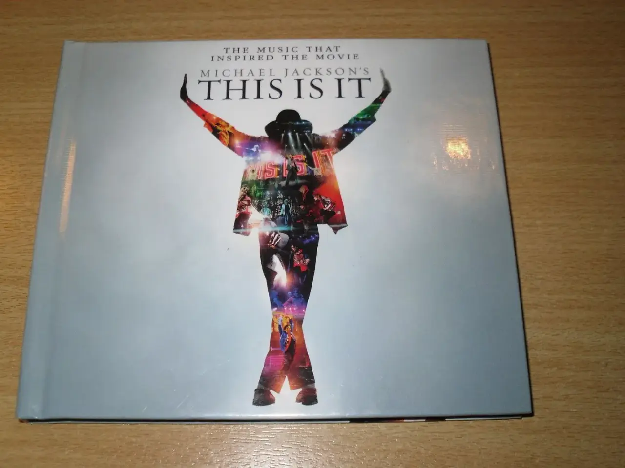 Billede 1 - MICHAEL JACKSON - This is it. BYD.