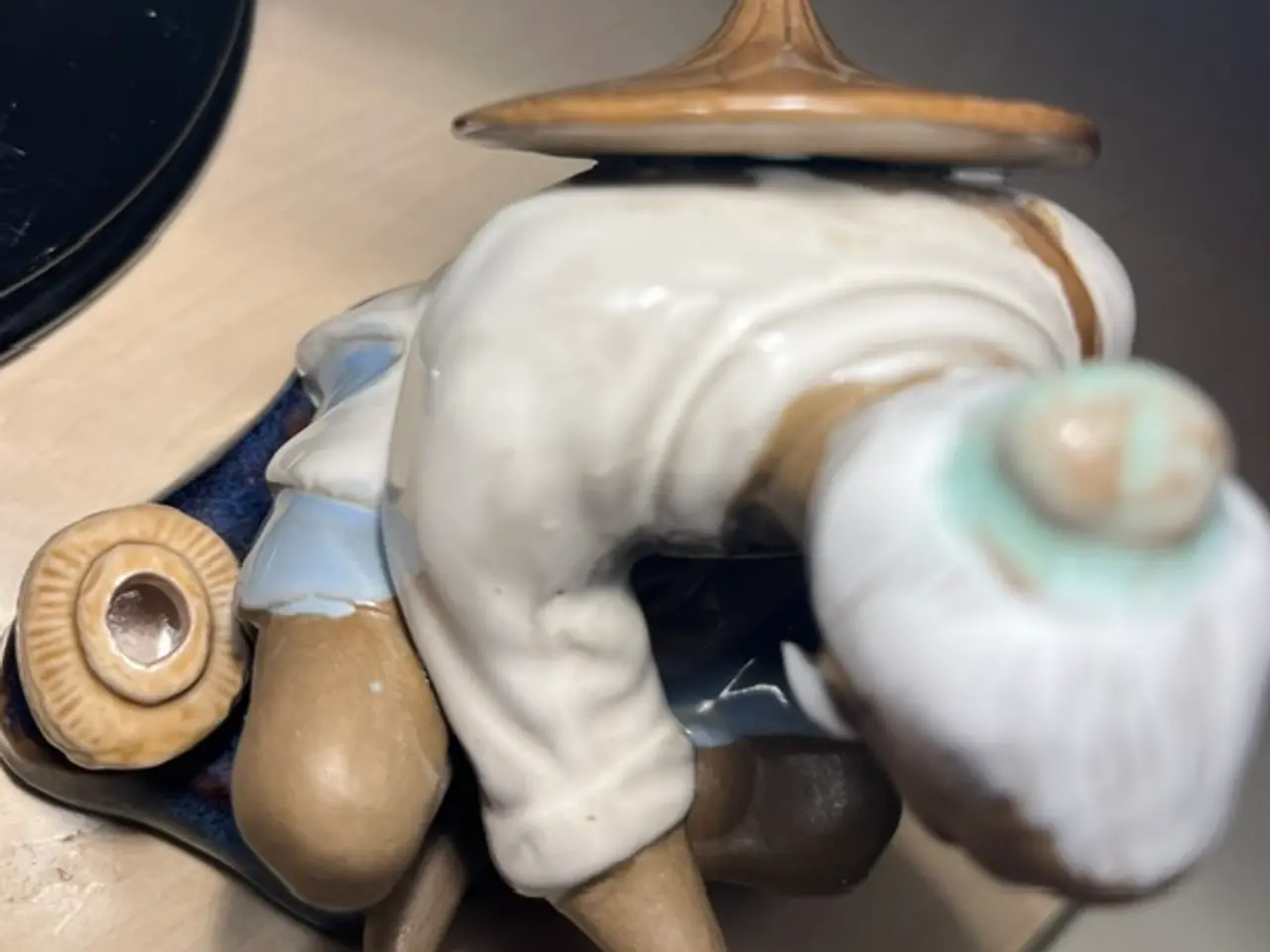 Billede 5 - Charmerende kinesisk lerfigur–Fisker Shiwan mudman