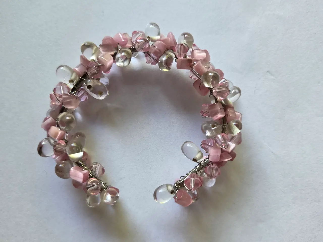 Billede 4 - Rosa og klar perle armbånd