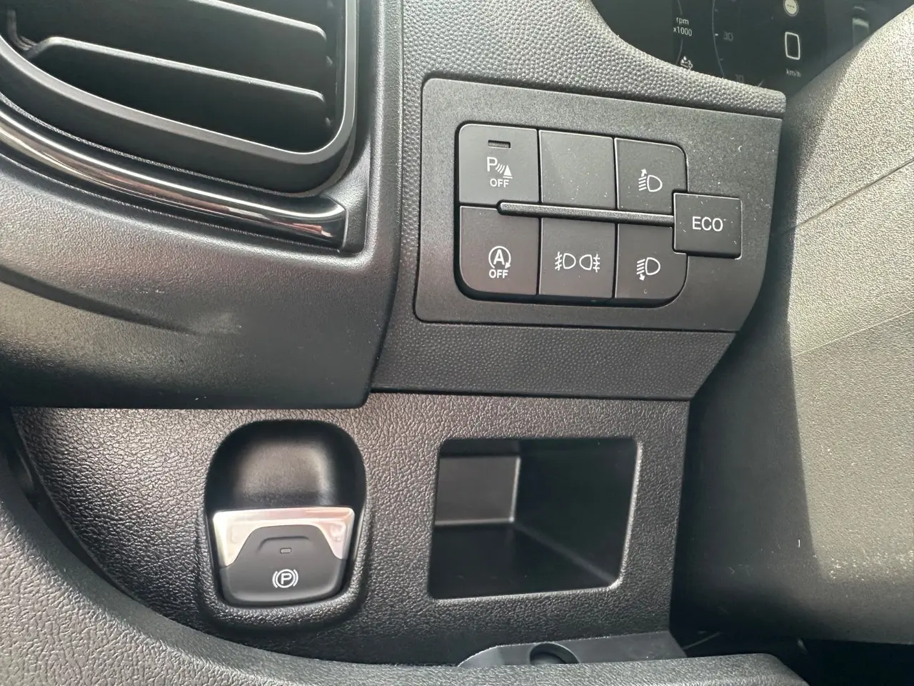 Billede 16 - Peugeot Boxer 335 2,2 BlueHDi 140 L3 Premium