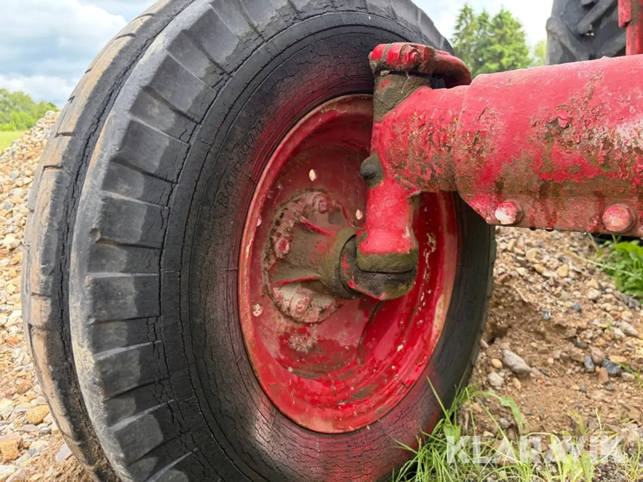 Billede 9 - Veterantraktor McCormick International 624