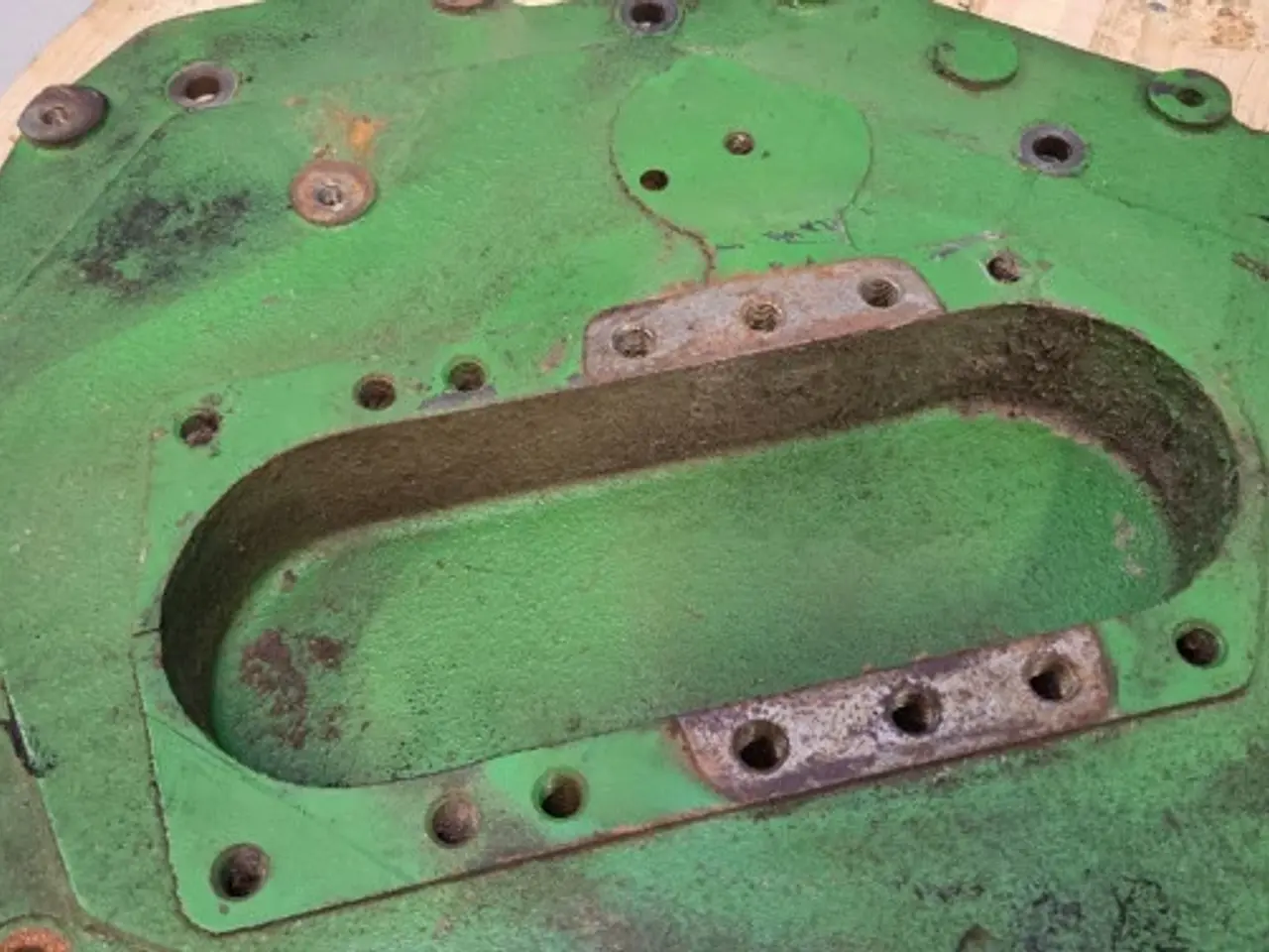 Billede 5 - John Deere 6125HZ001 Dæksel R504671