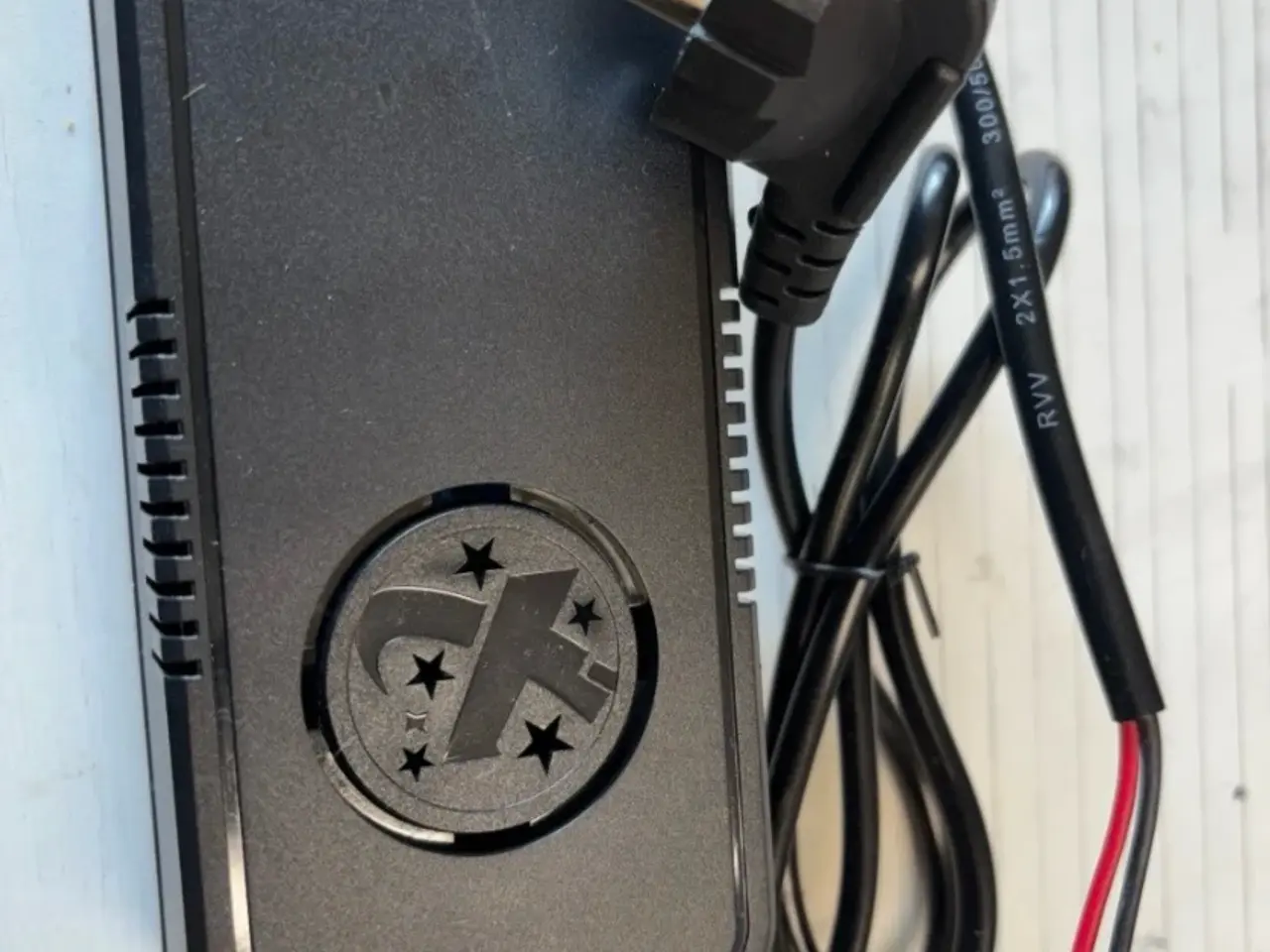 Billede 1 - Strømforsyning 12 volt 15 amp 180 watt til diesefy