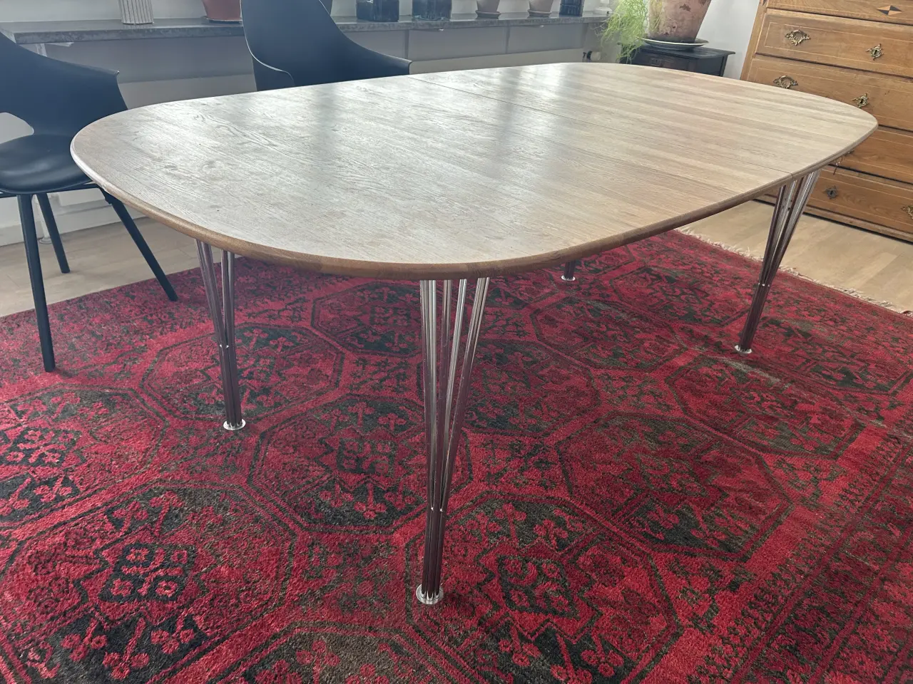 Billede 1 - Spisebord 
