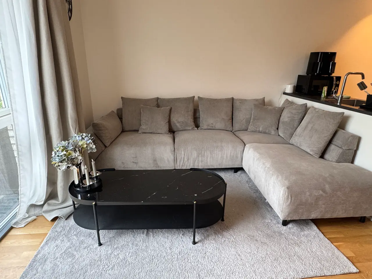 Billede 4 - Flot lysegrå Hjørnesofa , fra Beliani