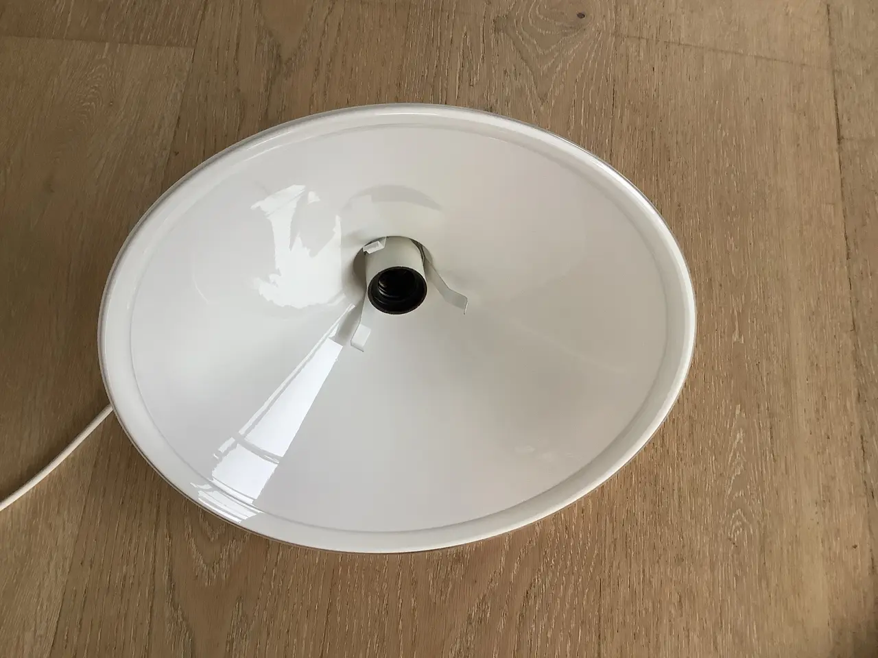 Billede 3 - Hvid glaslampe til loft i  Holmegård Glas